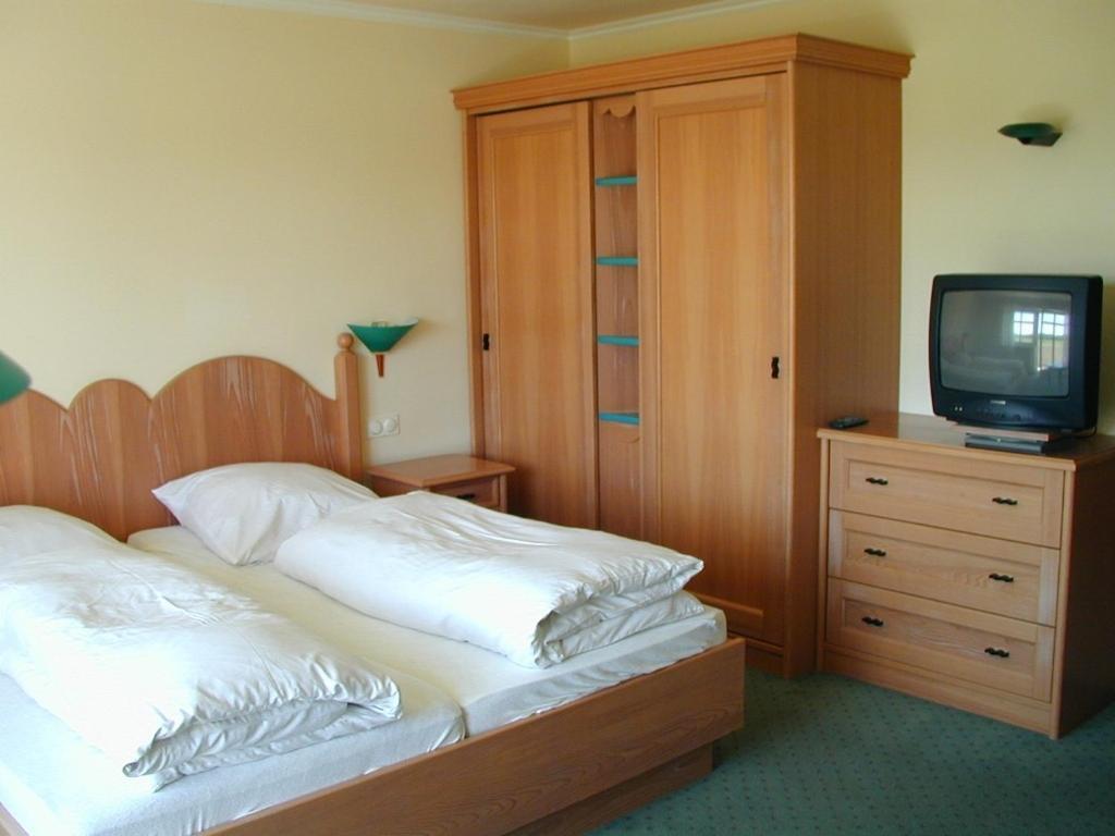 Kurhotel Wuerdinger Hof Bad Füssing Rum bild